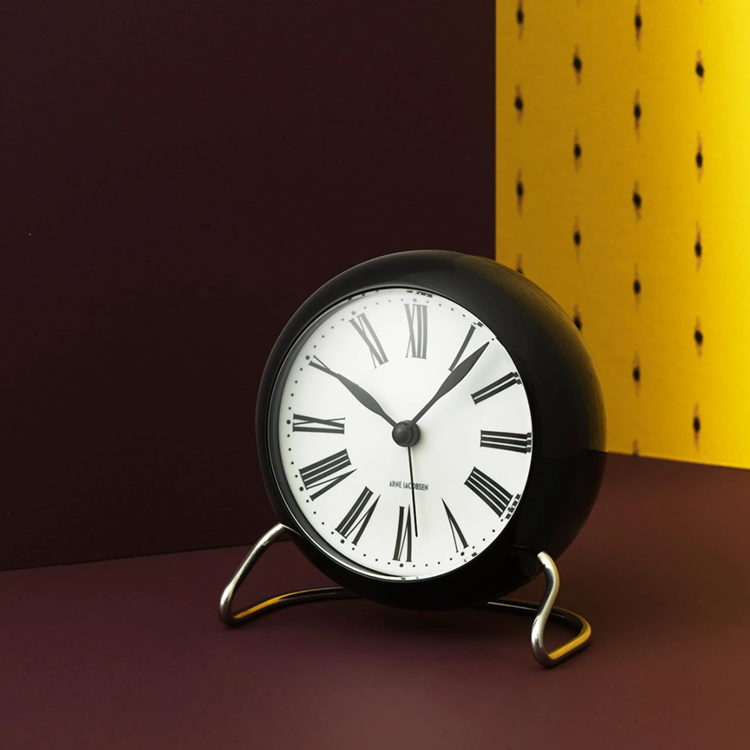 Arne Jacobsen Klokker Og Værstjanor*Clocks Roman Bordur Ø11 cm hvit/sort