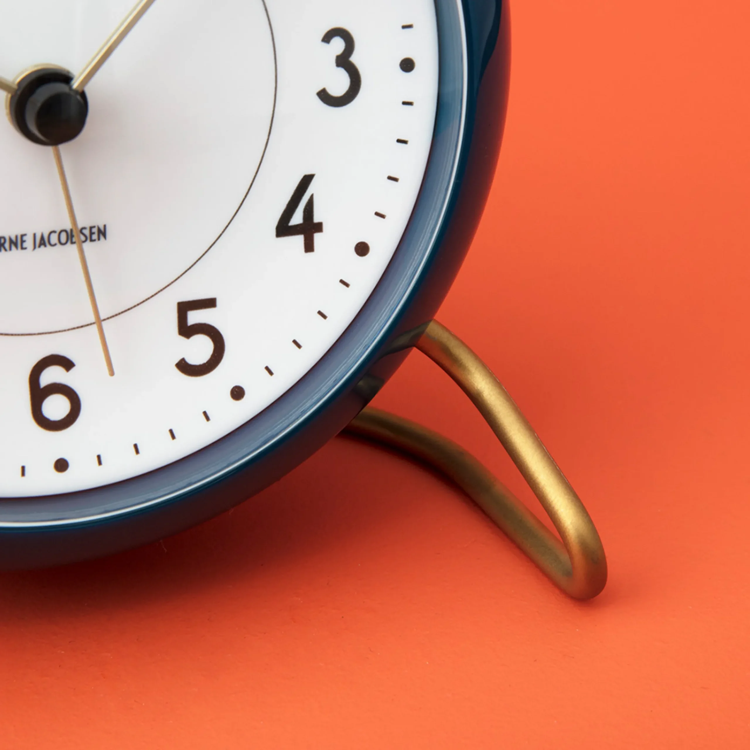 Arne Jacobsen Klokker Og Værstjanor*Clocks Station Bordur Ø11 cm petroleum/hvit