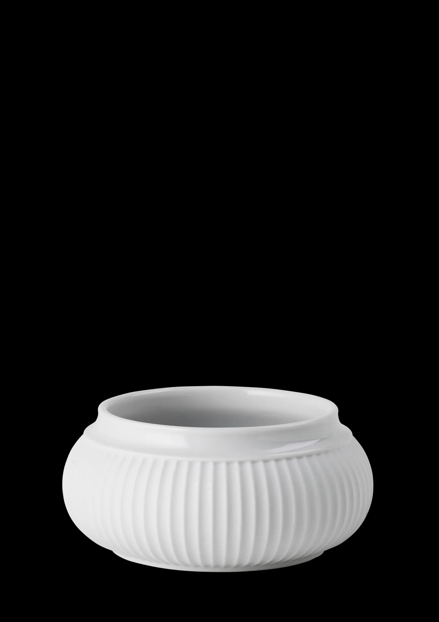 Lyngby Porcelæn Lysestaker Og Stearinlys|Kubbelysestaker*Curve Lysestake til kubbelys Ø11 cm hvit