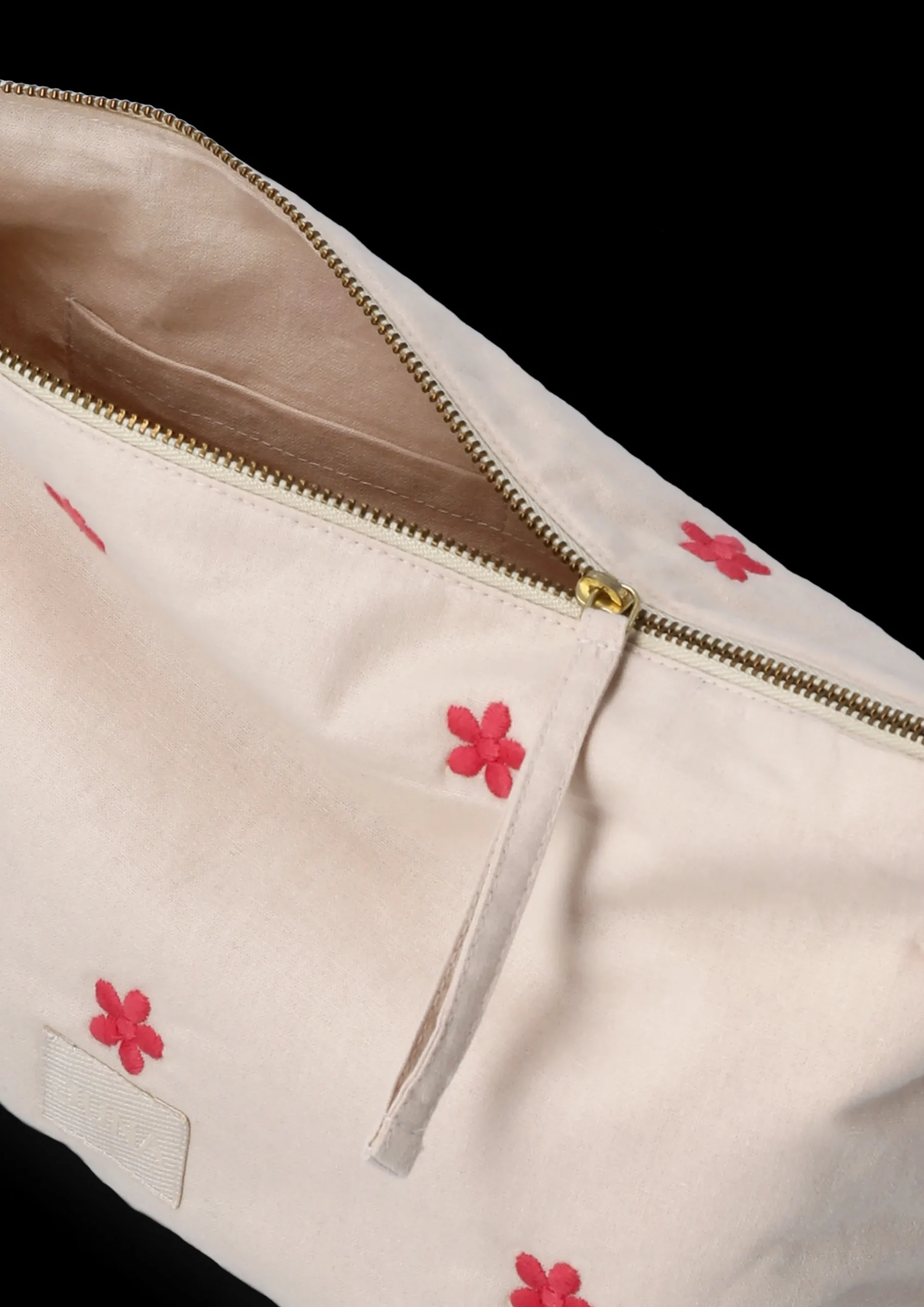 JUNA Nyheter|Vesker Og Toalettvesker*Daisy Karla Toalettveske 30x10x20 cm – Sand/Rød fra