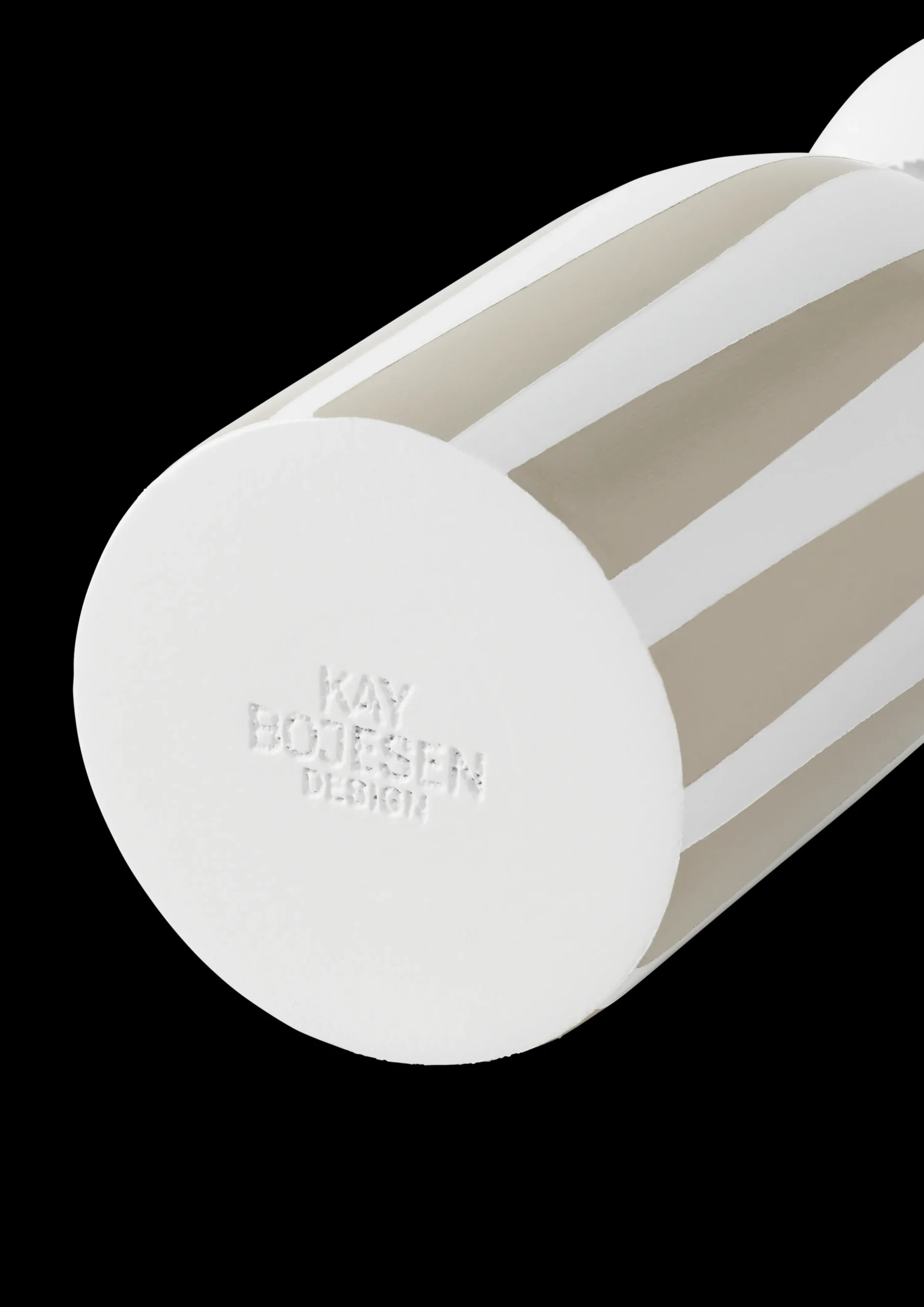 Kay Bojesen Trefigurer Og Skulpturer|Brud Og Brudgom*Bride H12 cm hvit - Kjøp på Rosendahl.com