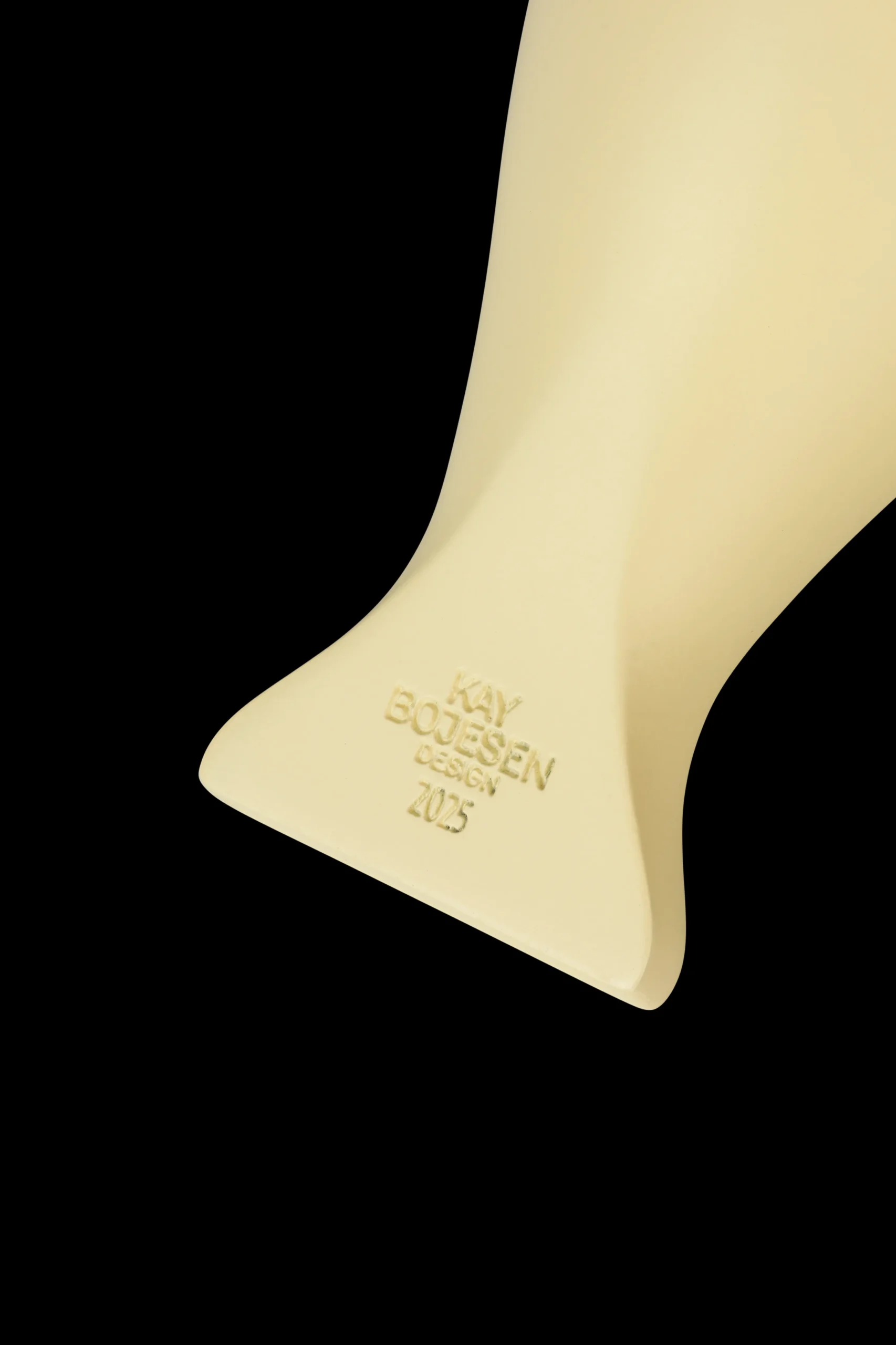 Kay Bojesen Nyheter|Trefigurer Og Skulpturer*Year Bird Bella 2025 H12.5 cm creme/grå