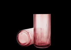 Lyngby Porcelæn Vaser Og Urtepotteskjulere*Lyngby Vase H20.5 burgundy munnblåst glass