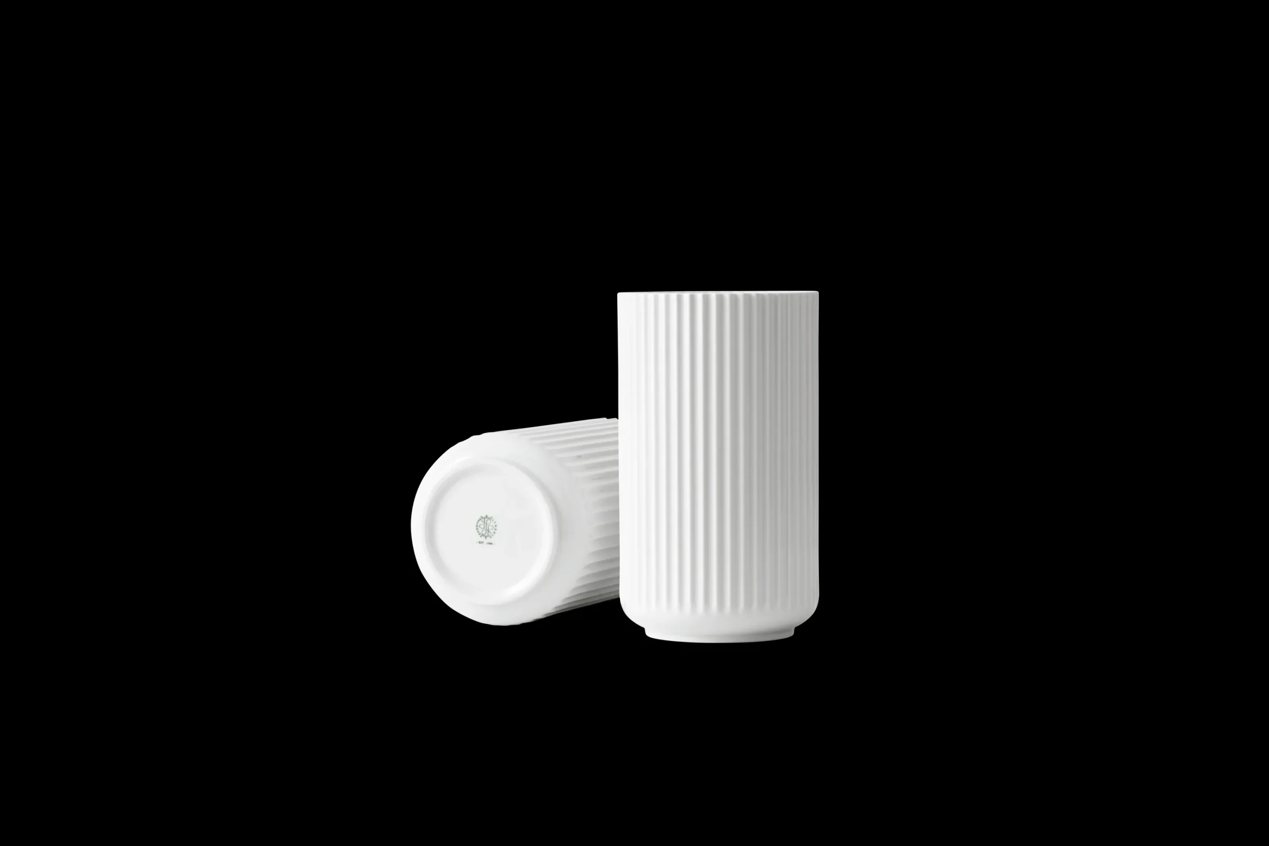 Lyngby Porcelæn Vaser Og Urtepotteskjulere*Lyngby Vase H25 hvit porselen